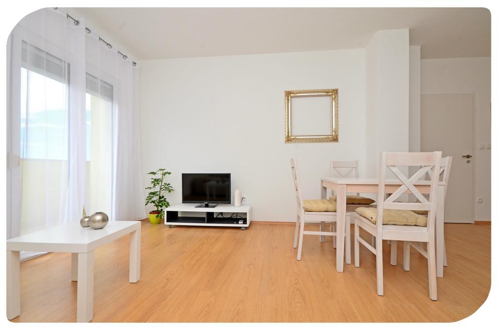 Aprtment Close To Center Zadar Zimmer foto